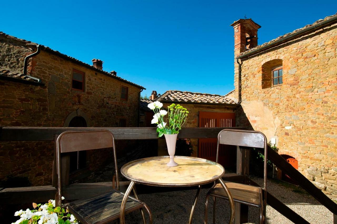 Hotel Castello Di Gargonza Monte San Savino Esterno foto